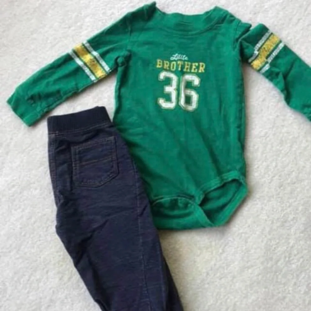 Carter’s Boys Size 18 Month Outfit